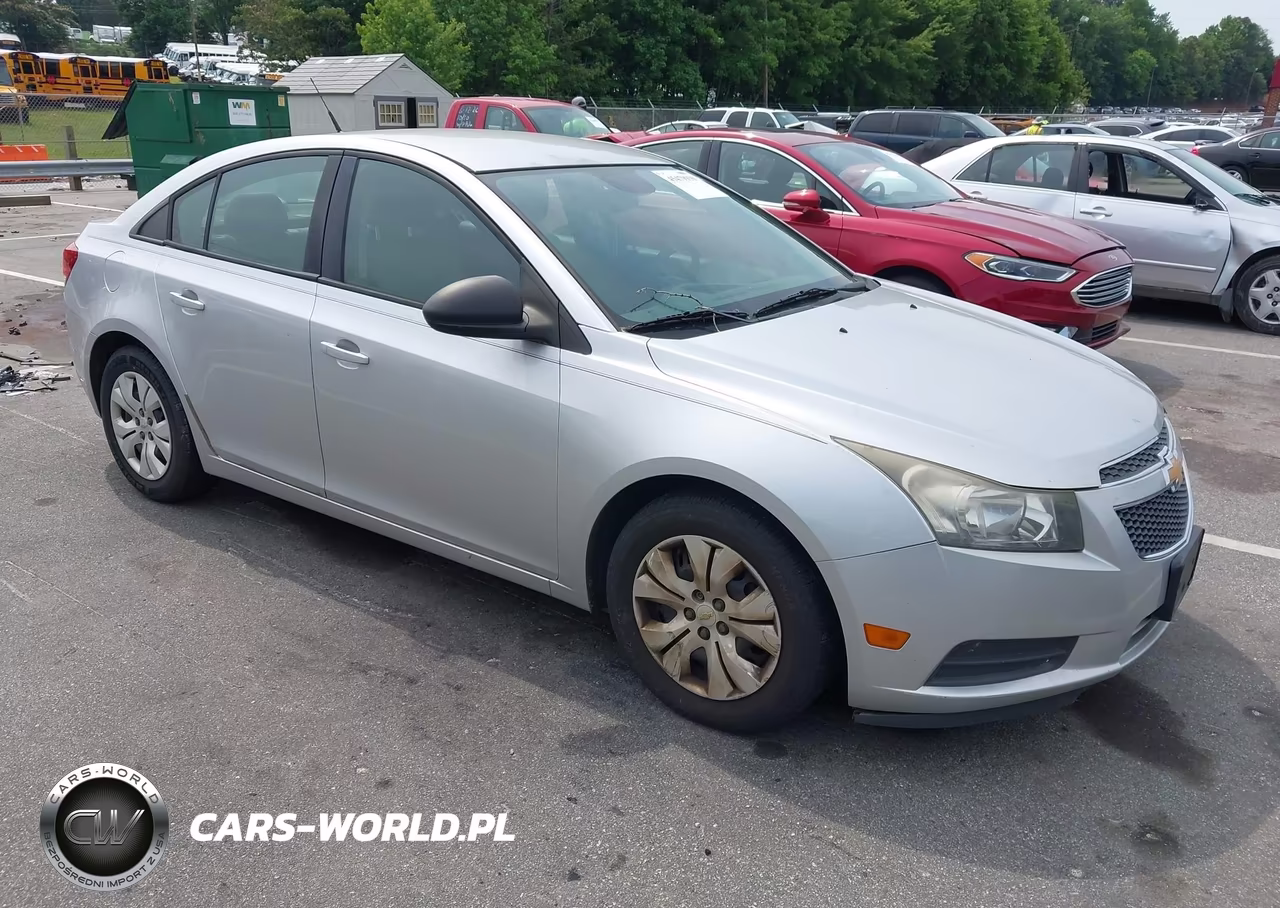 2013 Chevrolet Cruze Ls Manual – zdjęcie 1 z 11