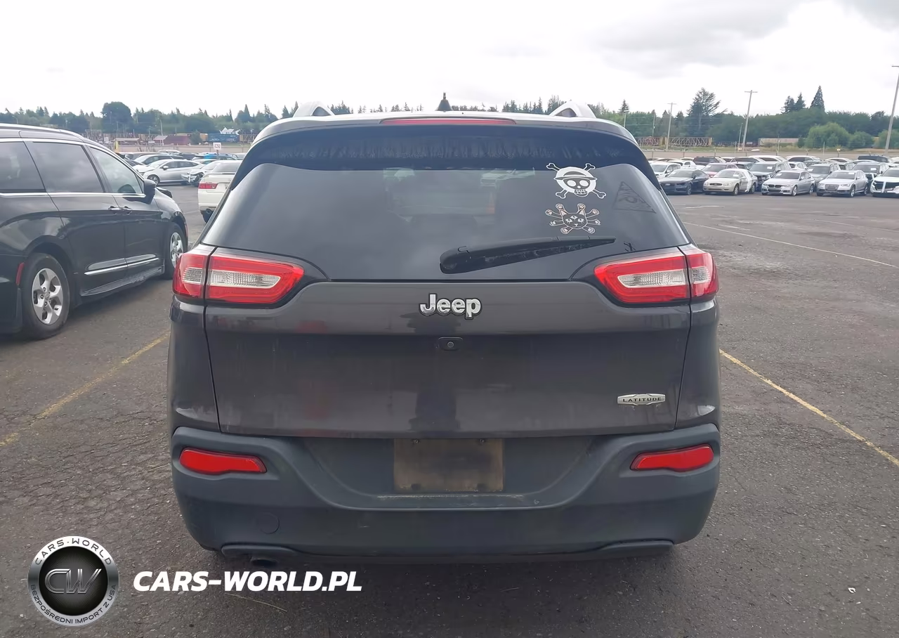2016 Jeep Cherokee Latitude VIN:1C4PJLCB0GW259203 - 16