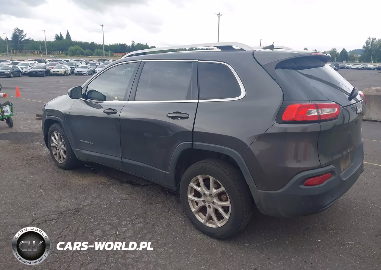 2016 Jeep Cherokee Latitude VIN:1C4PJLCB0GW259203 - 3