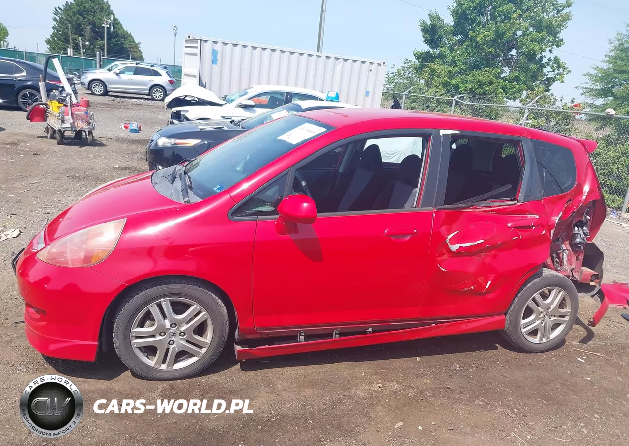 2007 Honda Fit Sport VIN:JHMGD38617S004973 - 15