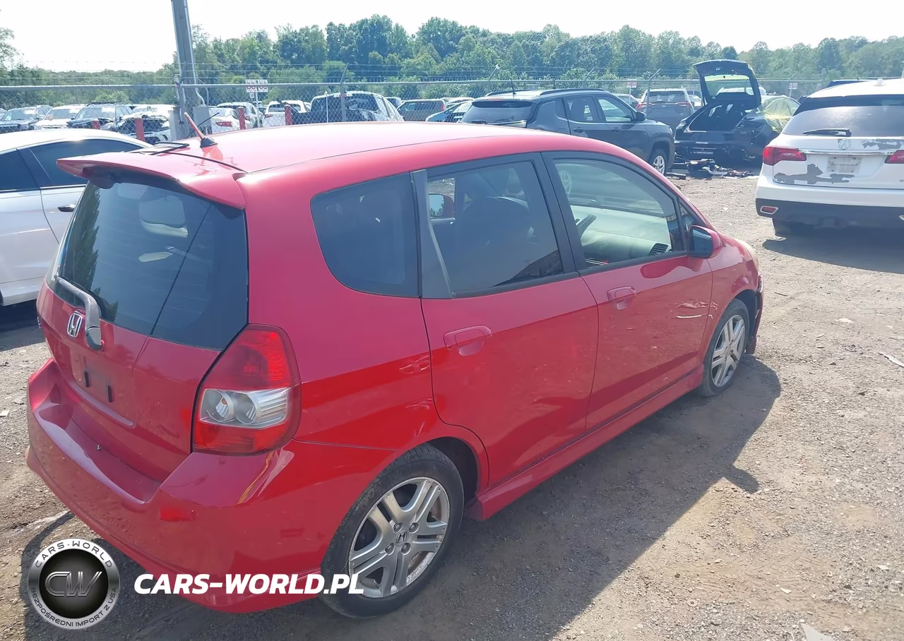 2007 Honda Fit Sport VIN:JHMGD38617S004973 - 4