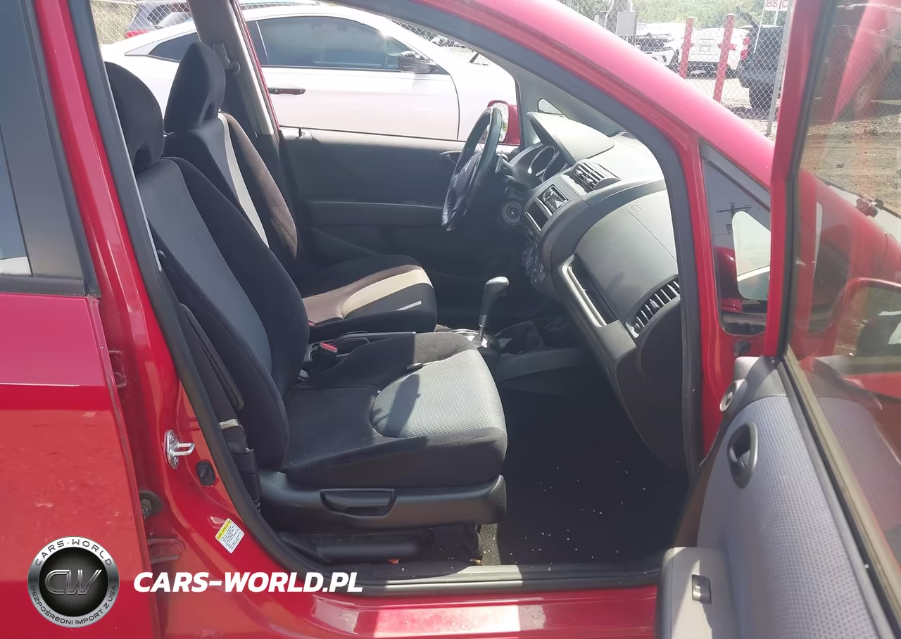 2007 Honda Fit Sport VIN:JHMGD38617S004973 - 5