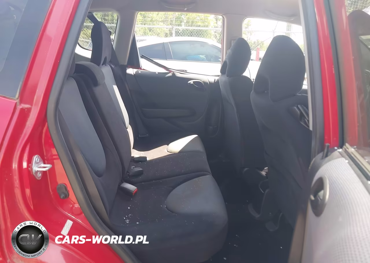 2007 Honda Fit Sport VIN:JHMGD38617S004973 - 8