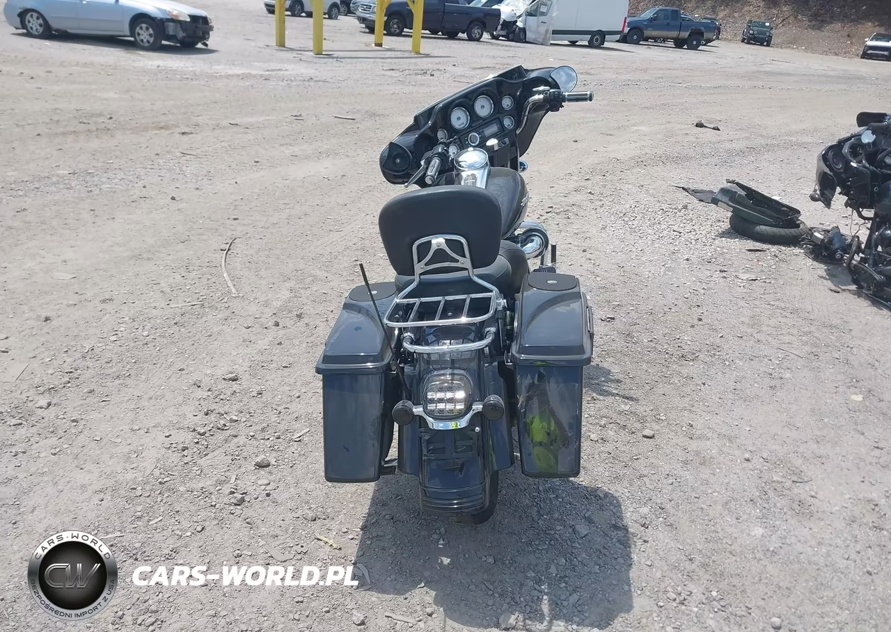 2008 Harley-Davidson Flhx VIN:1HD1KB4188Y665527 - 4