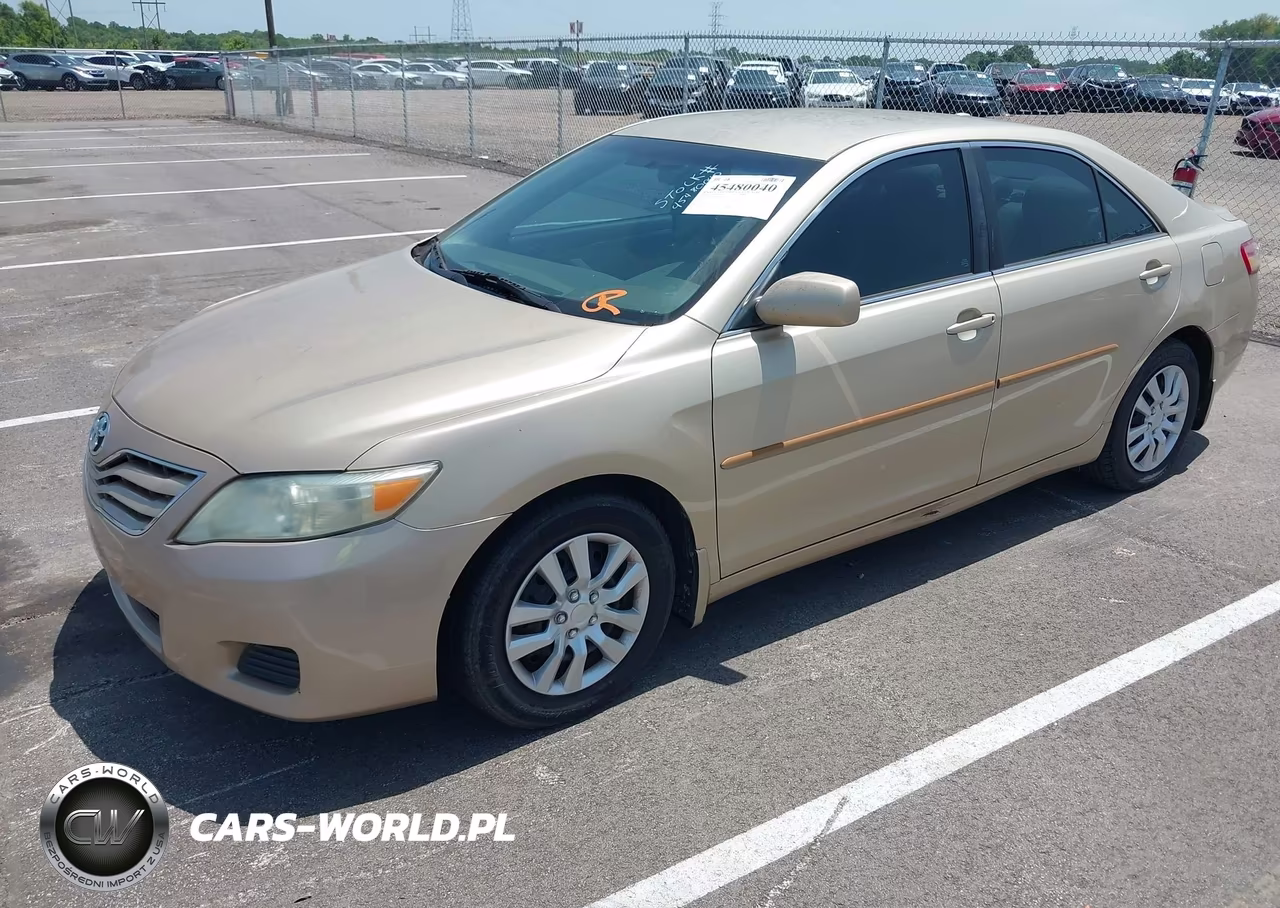 2010 Toyota Camry Le VIN:4T4BF3EK5AR050813 - 2