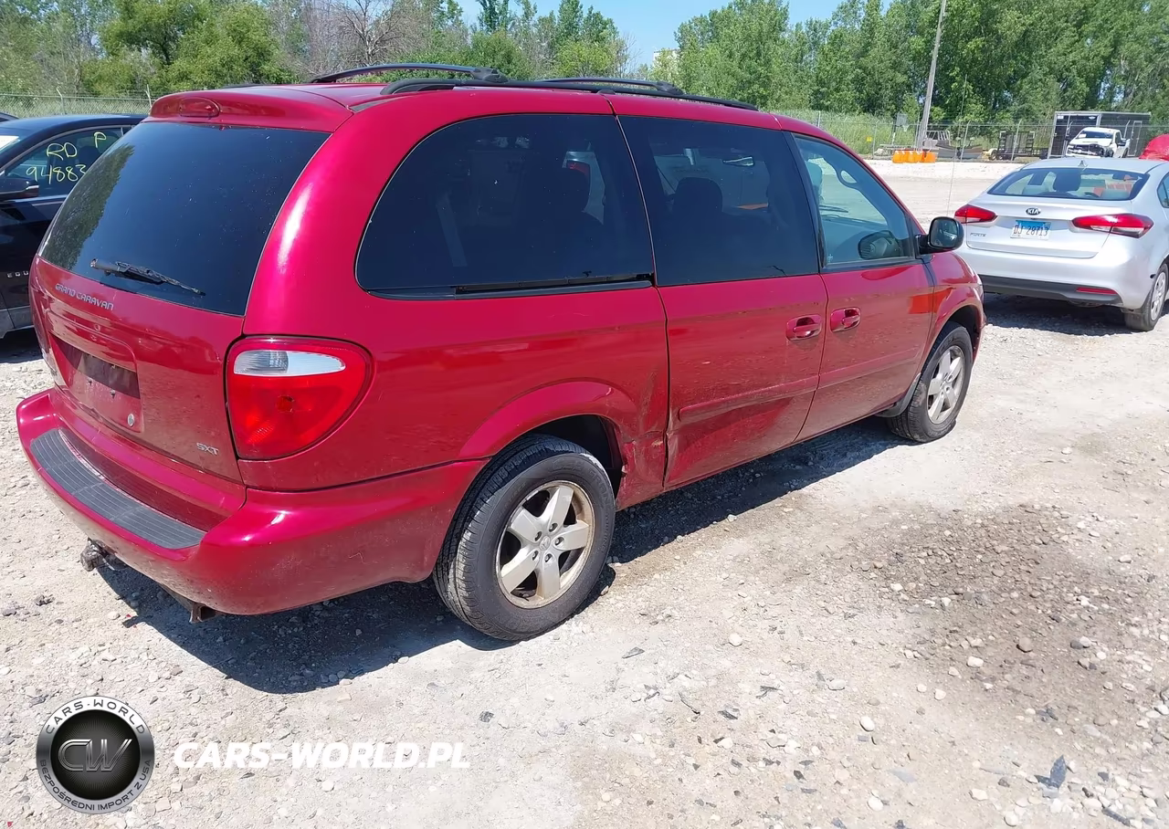 2007 Dodge Grand Caravan Sxt VIN:2D4GP44L57R181637 - 4