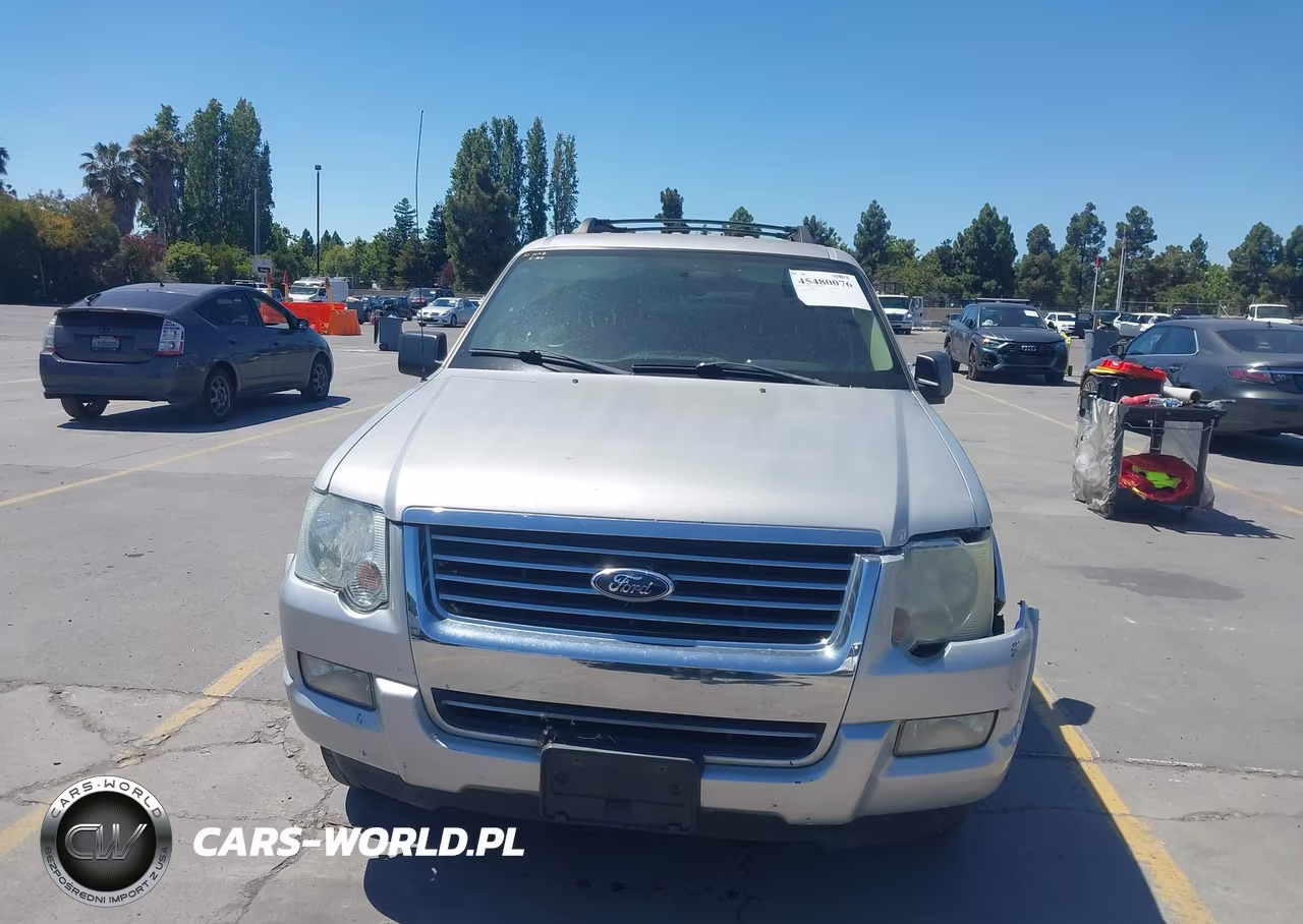 2010 Ford Explorer Xlt VIN:1FMEU7DE2AUB03452 - 12