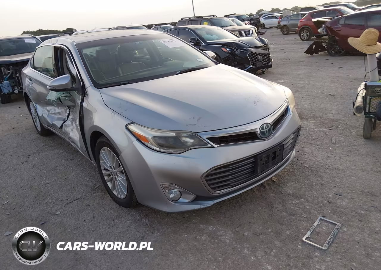 2015 Toyota Avalon Hybrid Limited – zdjęcie 1 z 16
