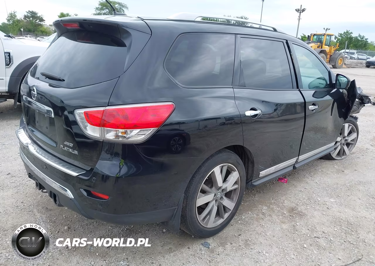2014 Nissan Pathfinder Platinum VIN:5N1AR2MMXEC697360 - 4