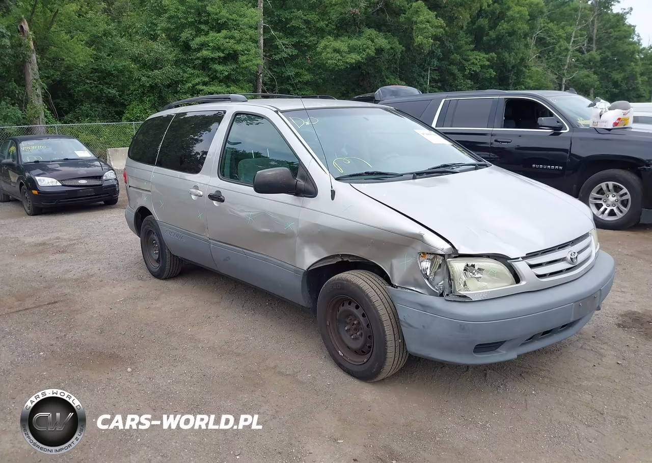 2003 Toyota Sienna Le