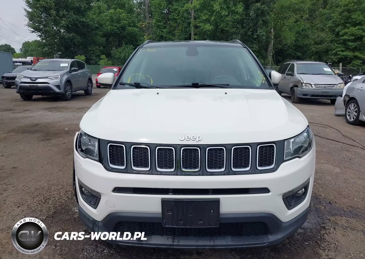 2018 Jeep Compass Latitude Fwd VIN:3C4NJCBB5JT318946 - 12