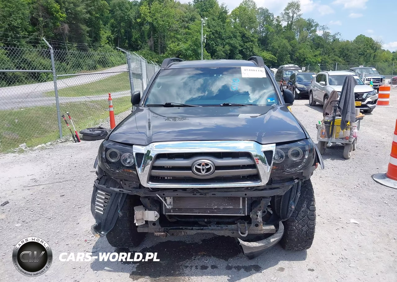 2010 Toyota Tacoma Base V6 VIN:5TELU4EN0AZ701877 - 12