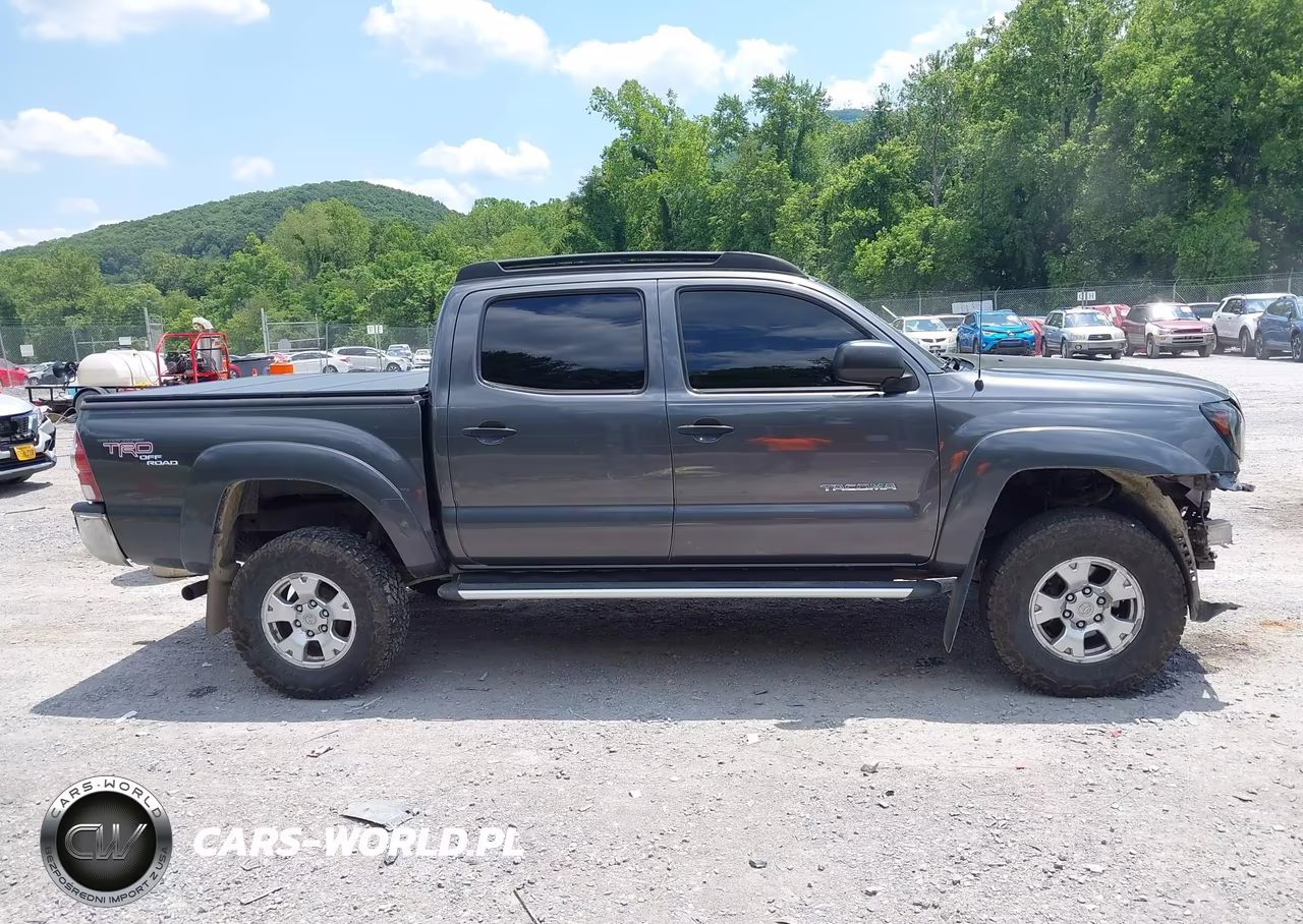 2010 Toyota Tacoma Base V6 VIN:5TELU4EN0AZ701877 - 13