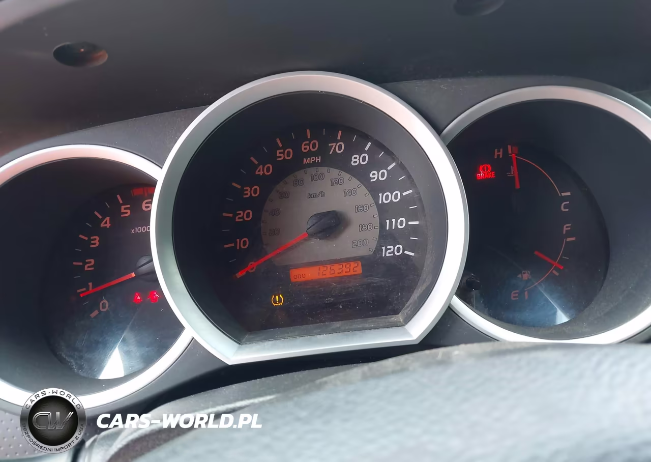 2010 Toyota Tacoma Base V6 VIN:5TELU4EN0AZ701877 - 7