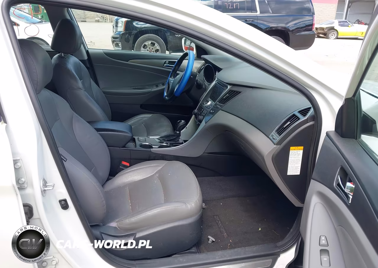 2013 Hyundai Sonata Hybrid Limited VIN:KMHEC4A45DA068506 - 5