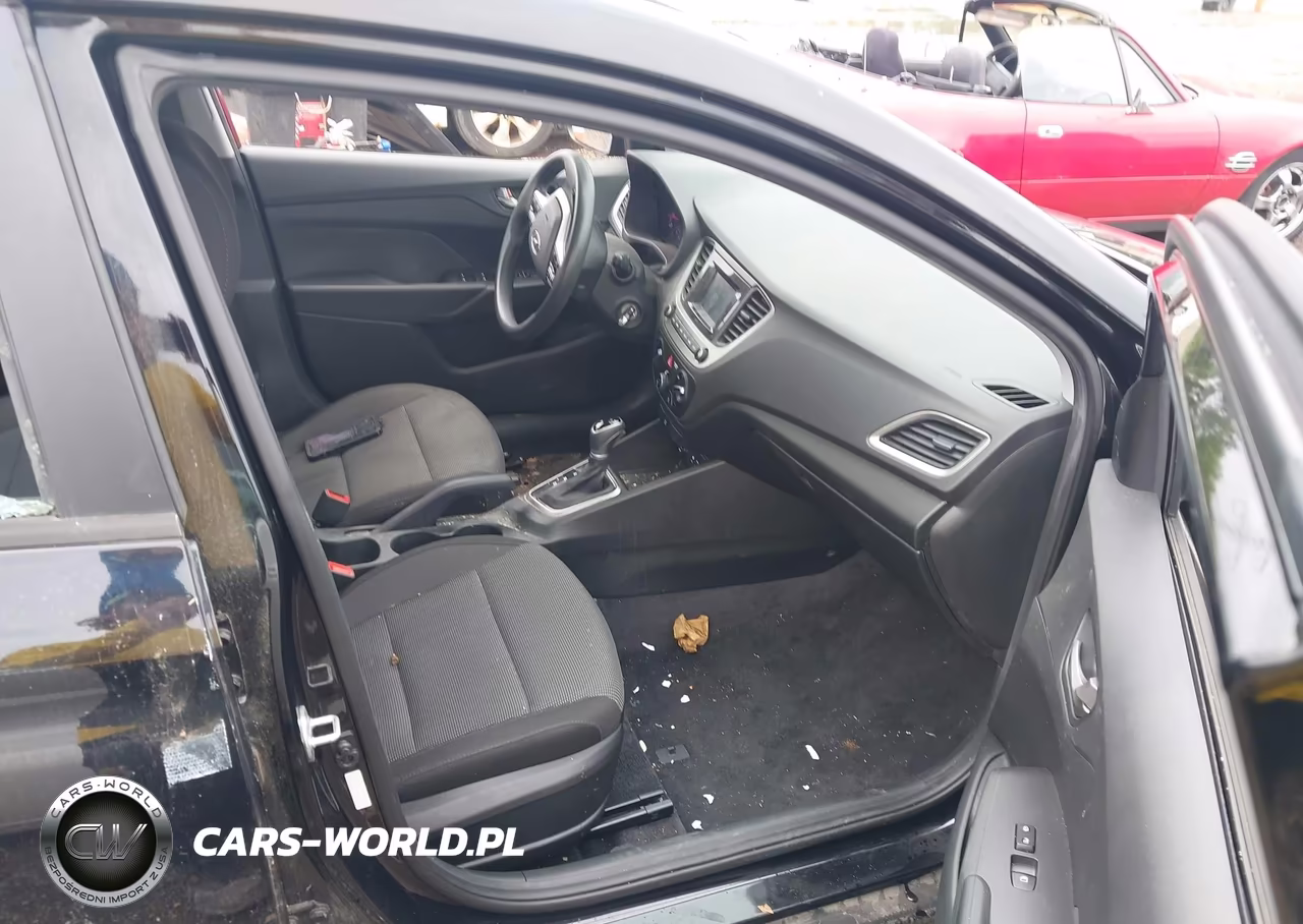 2019 Hyundai Accent Se VIN:3KPC24A32KE067877 - 5
