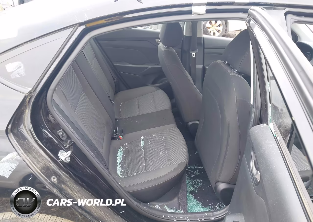 2019 Hyundai Accent Se VIN:3KPC24A32KE067877 - 8