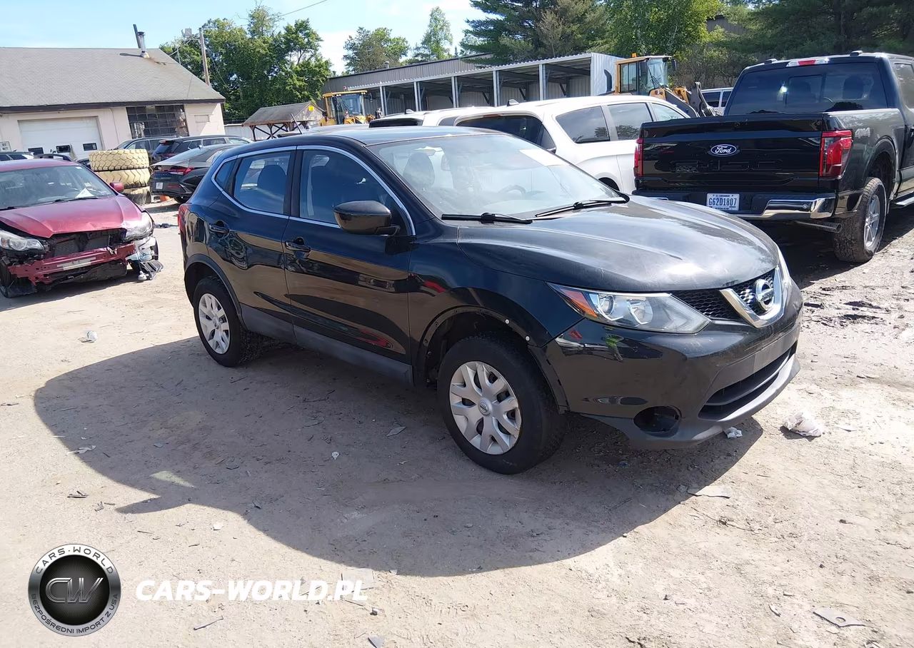 2017 Nissan Rogue Sport S – zdjęcie 1 z 16