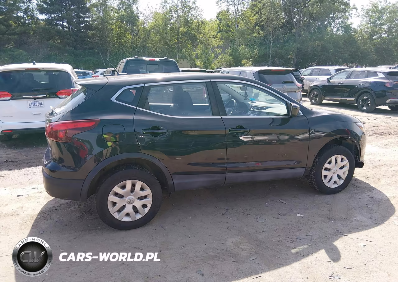2017 Nissan Rogue Sport S VIN:JN1BJ1CR2HW109447 - 13