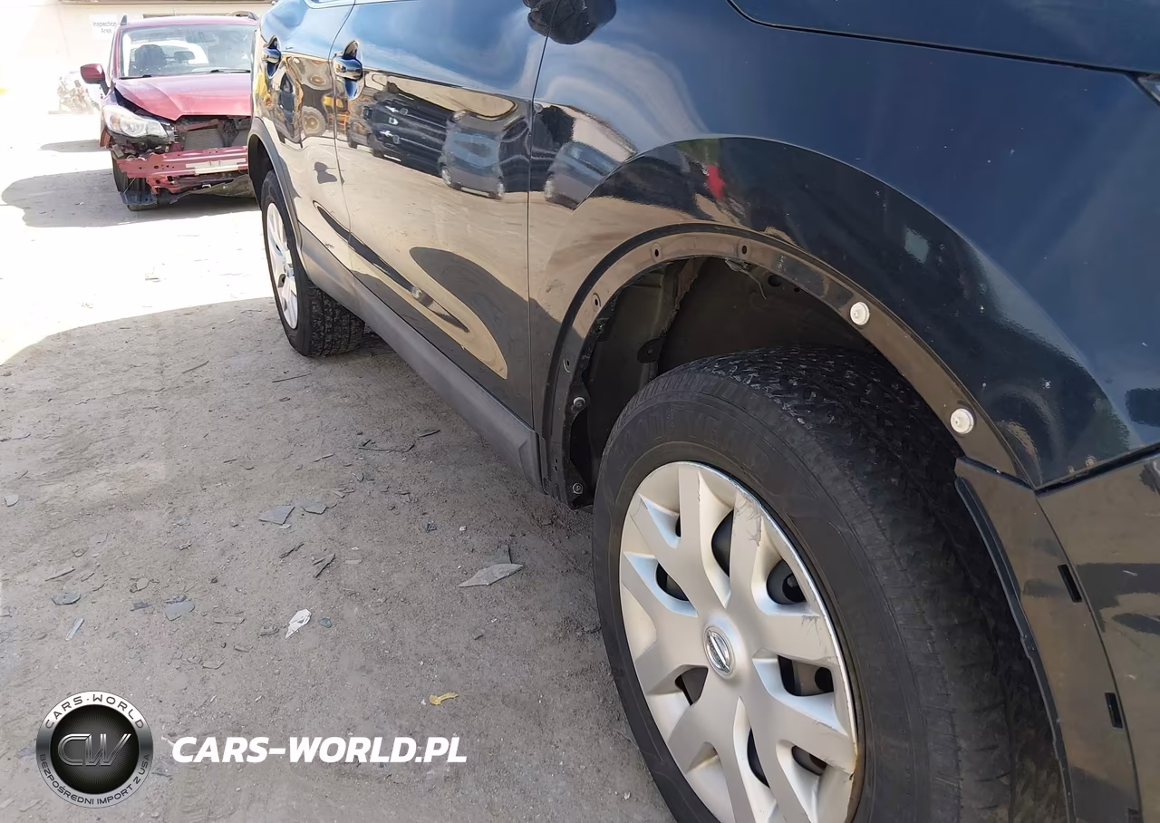 2017 Nissan Rogue Sport S VIN:JN1BJ1CR2HW109447 - 6
