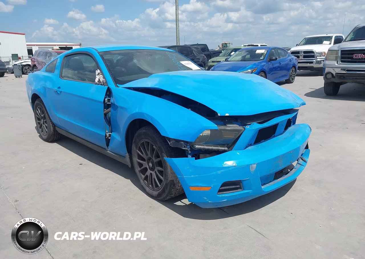2012 Ford Mustang V6-V6 Premium
