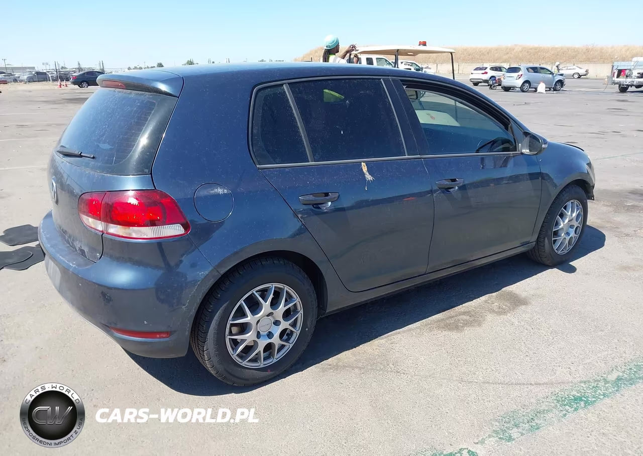 2012 Volkswagen Golf 2.5L 4-Door VIN:WVWDB7AJ9CW197165 - 4