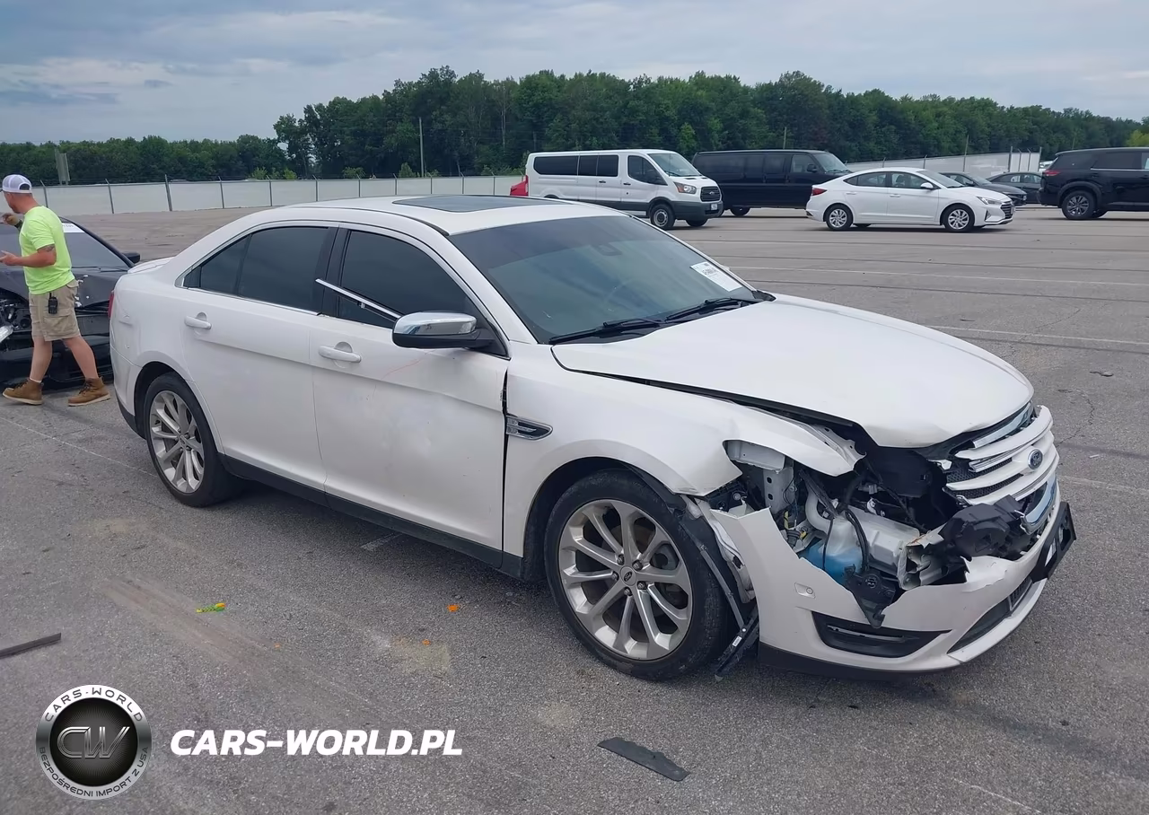 2018 Ford Taurus Limited – zdjęcie 1 z 17
