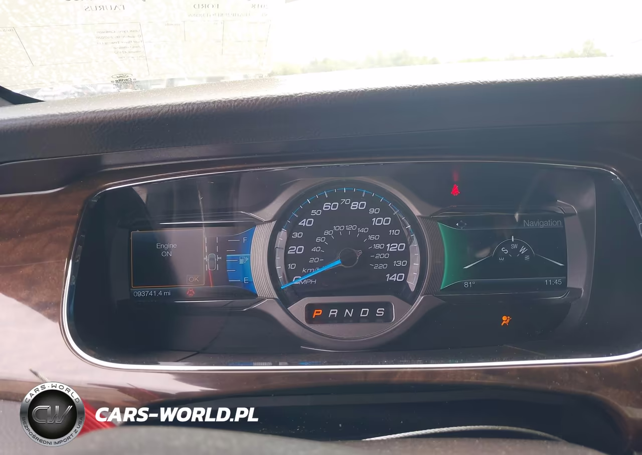 2018 Ford Taurus Limited VIN:1FAHP2F81JG138586 - 7