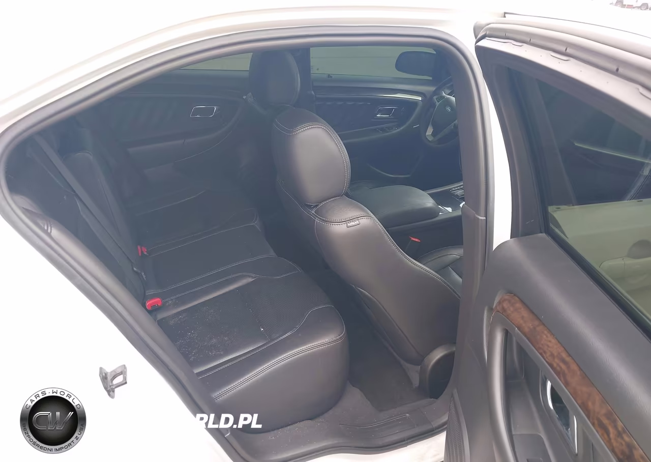 2018 Ford Taurus Limited VIN:1FAHP2F81JG138586 - 8
