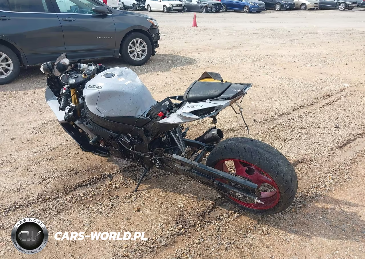 2023 Suzuki Gsx-R750 VIN:JS1GR7MA6P7100938 - 3