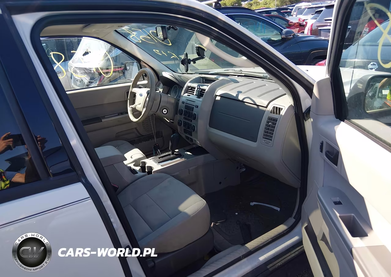 2010 Ford Escape Xlt VIN:1FMCU0D78AKD47781 - 5
