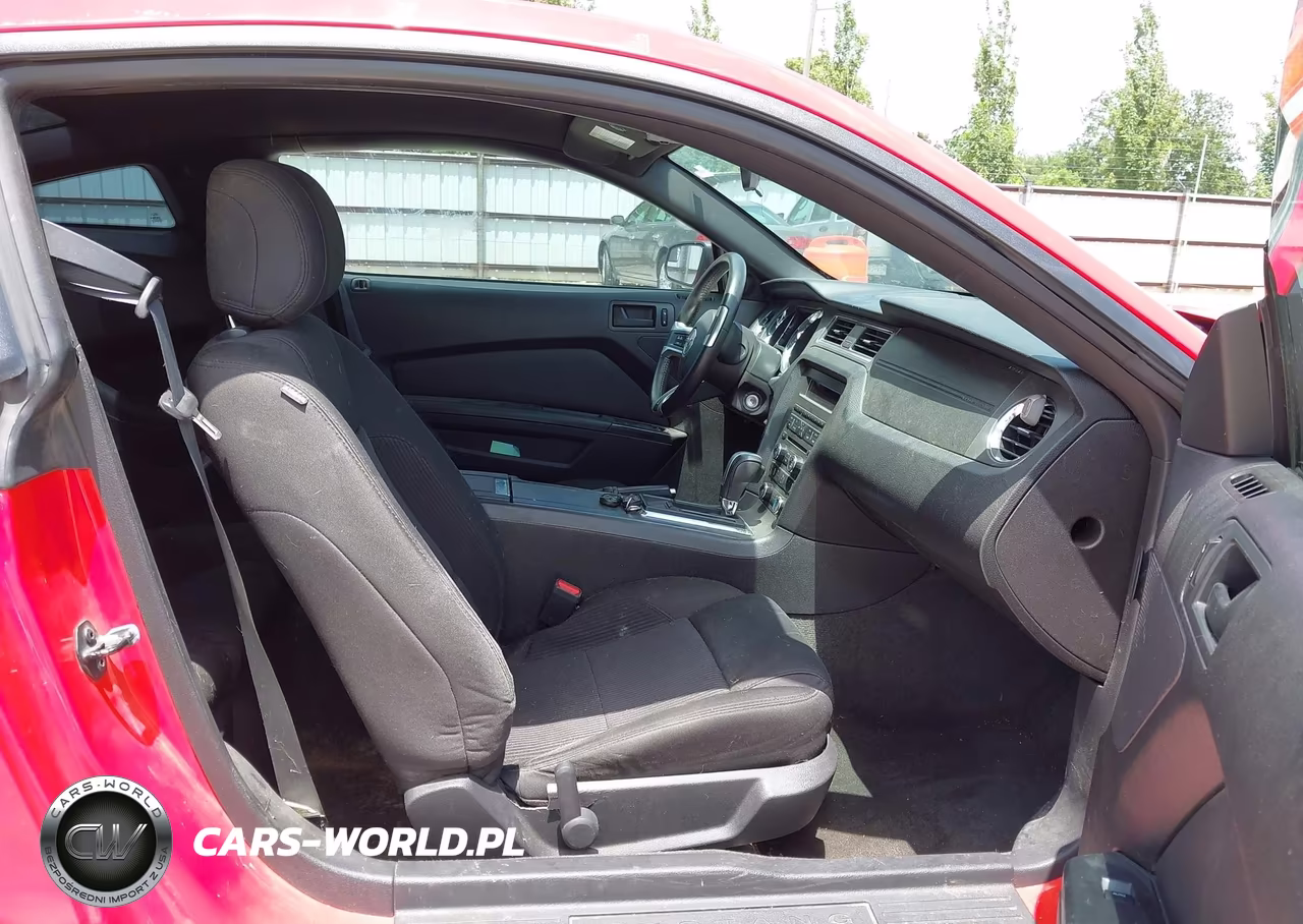 2013 Ford Mustang V6-V6 Premium VIN:1ZVBP8AM7D5241869 - 5