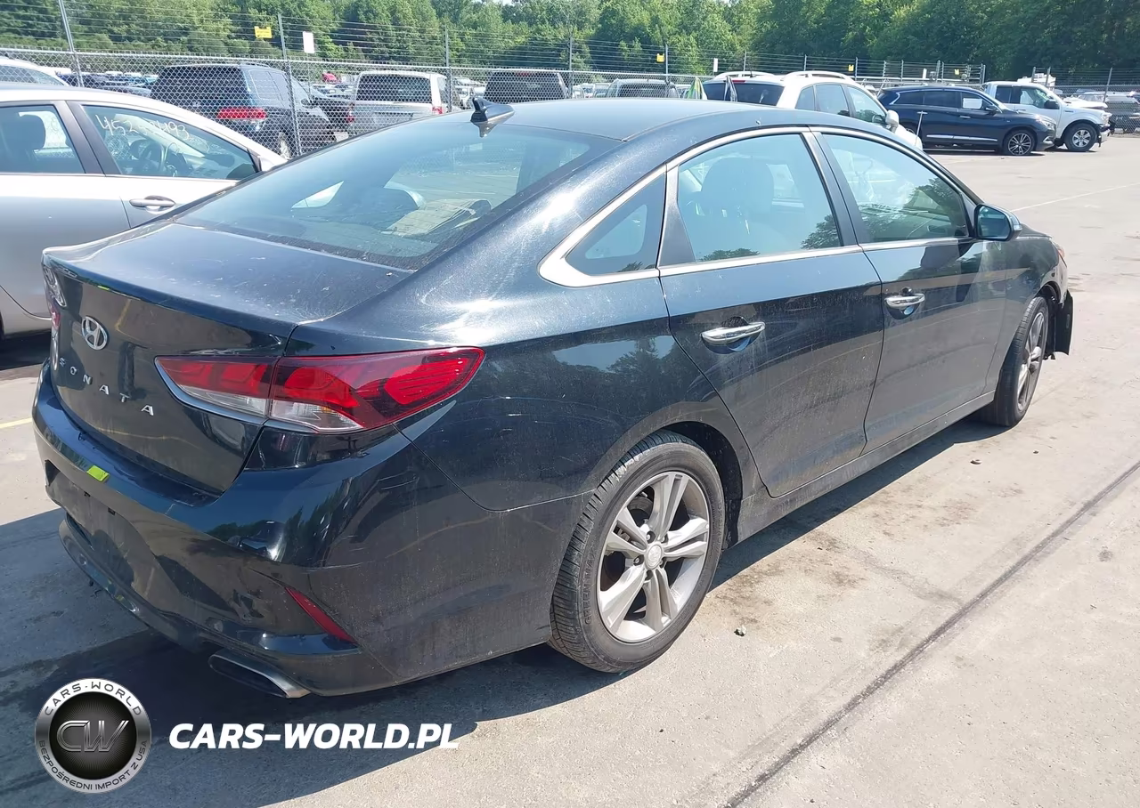 2018 Hyundai Sonata Sel VIN:5NPE34AF1JH612316 - 4