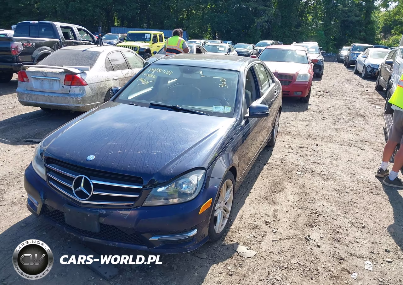 2014 Mercedes-Benz C 300 Sport 4Matic VIN:WDDGF8AB9ER306764 - 2