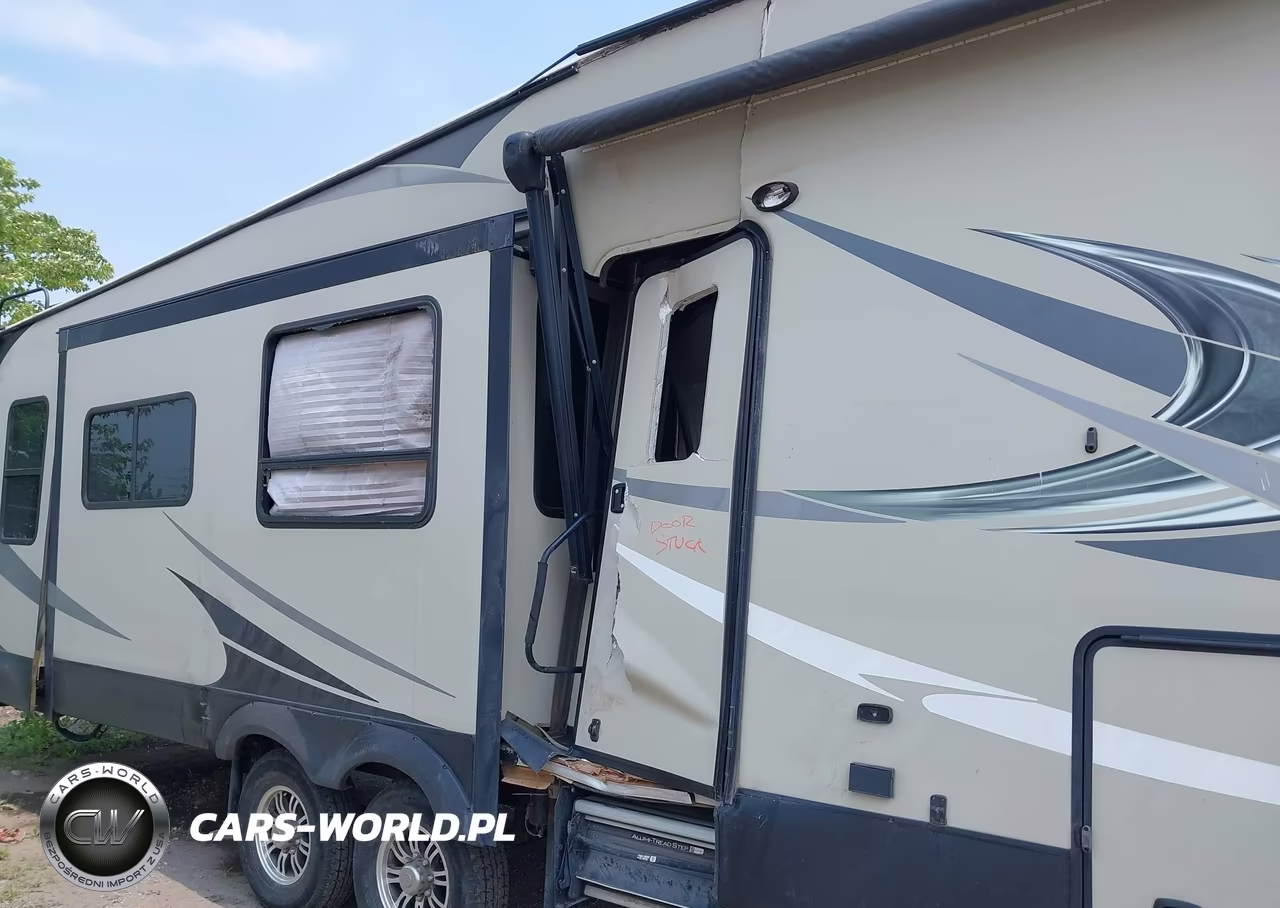 2018 Coachmen By Forest R Chaparral 336Tsik VIN:5ZT3CHZB9JA317261 - 6