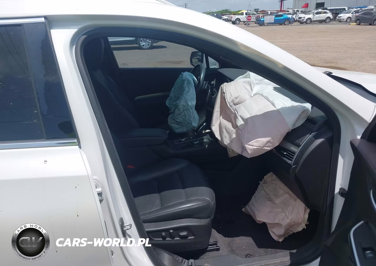 2023 Cadillac Xt4 Fwd Premium Luxury VIN:1GYFZCR4XPF103130 - 5