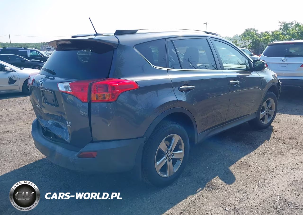 2015 Toyota Rav4 Xle VIN:JTMRFREV5FD136690 - 4