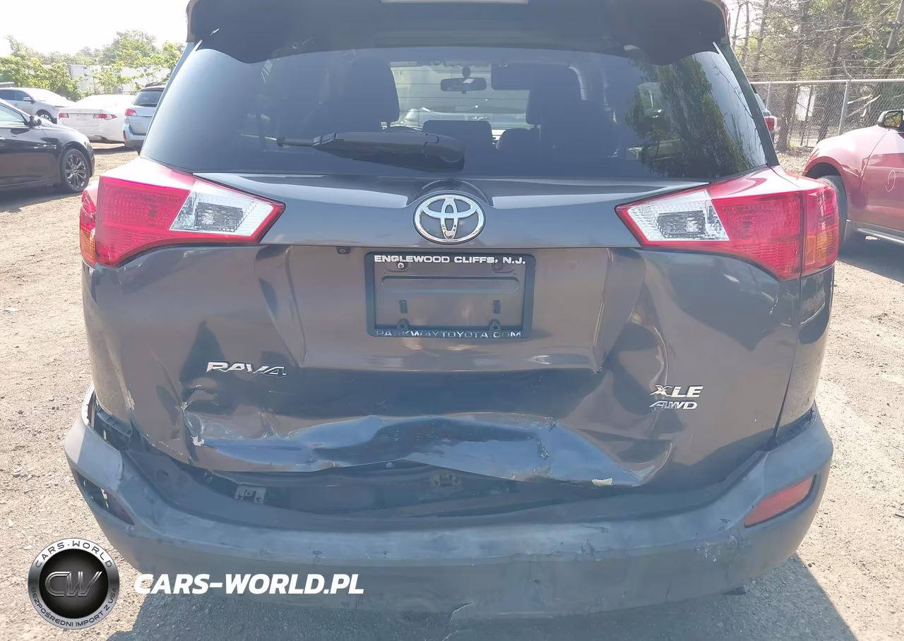 2015 Toyota Rav4 Xle VIN:JTMRFREV5FD136690 - 6