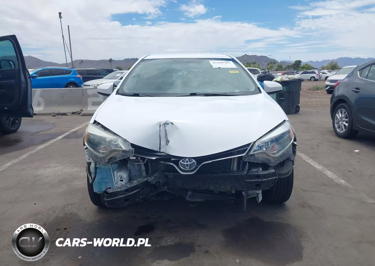 2015 Toyota Corolla Le VIN:2T1BURHE3FC266354 - 12