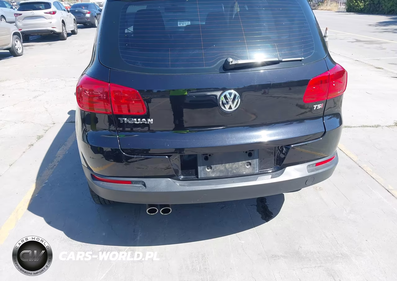 2016 Volkswagen Tiguan S VIN:WVGAV7AX6GW610837 - 6