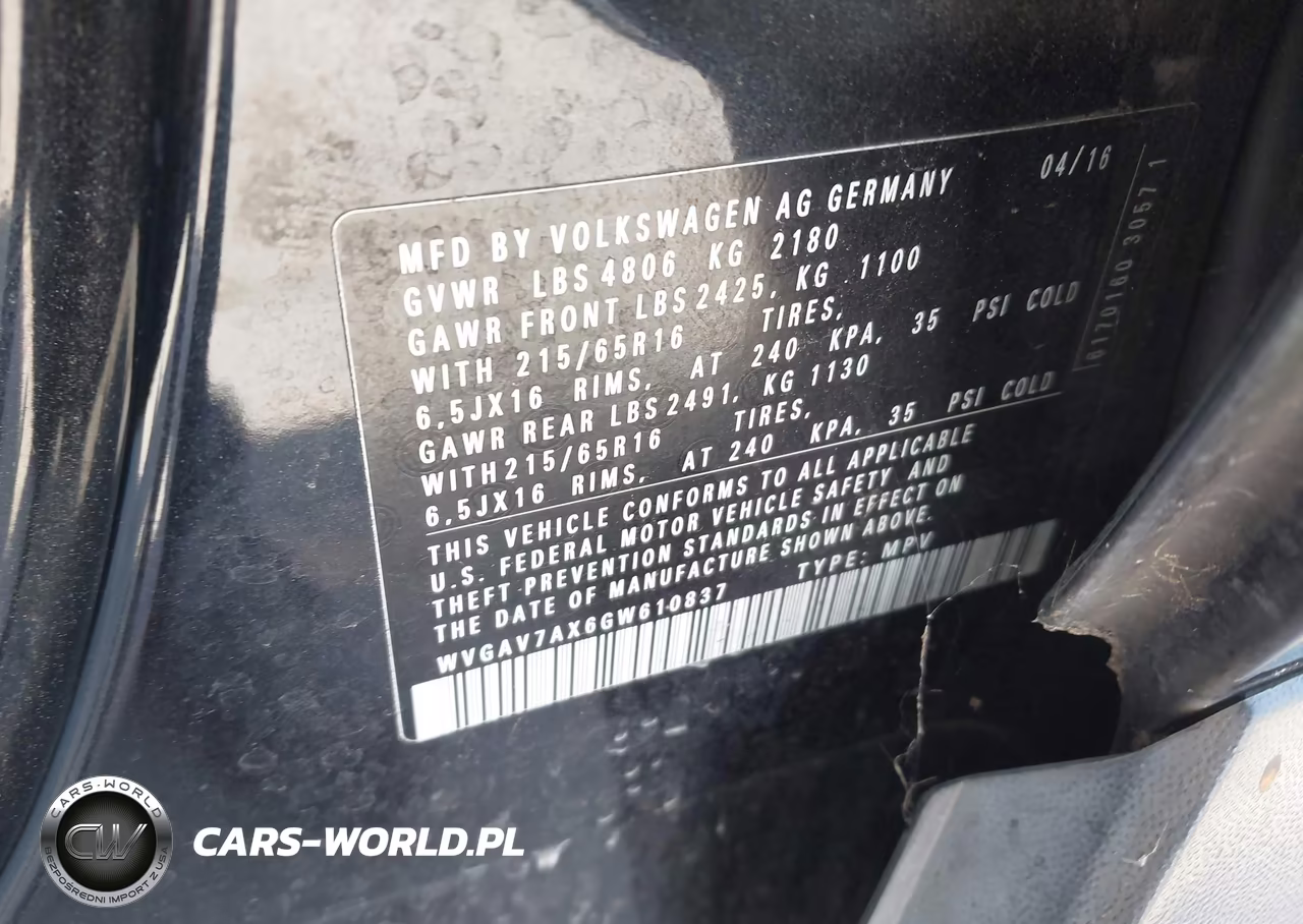 2016 Volkswagen Tiguan S VIN:WVGAV7AX6GW610837 - 9