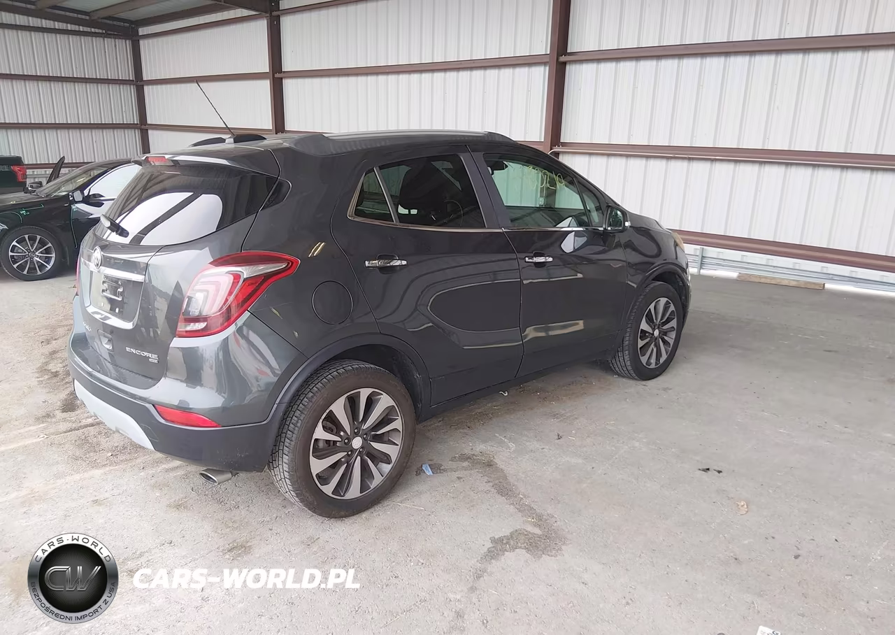 2018 Buick Encore Essence VIN:KL4CJGSB8JB560687 - 4
