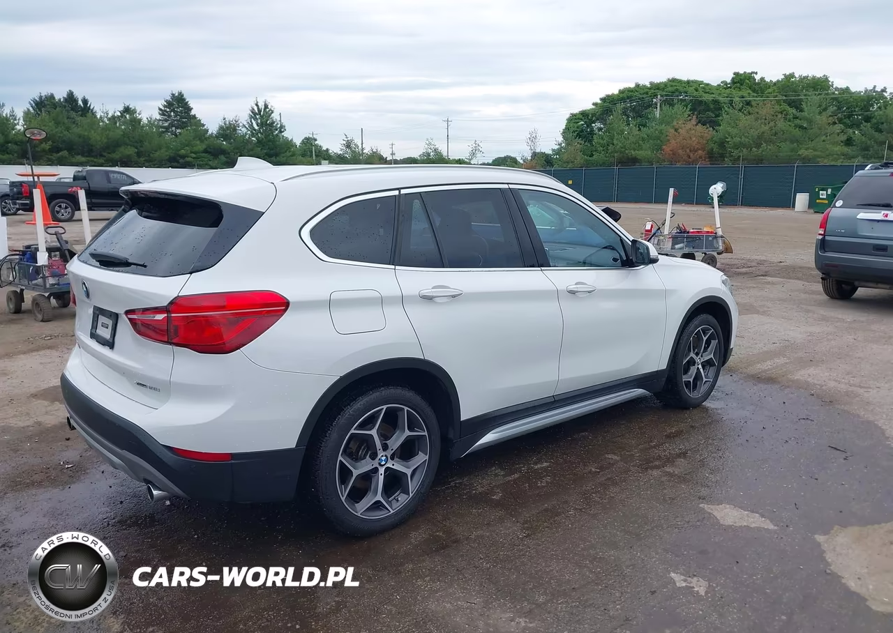 2019 BMW X1 xDrive28I VIN:WBXHT3C59K5N47747 - 4