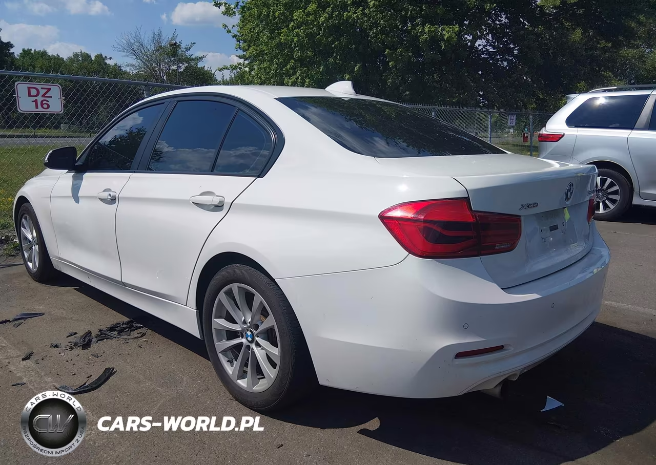 2017 BMW 320I xDrive VIN:WBA8E5G30HNU44878 - 3