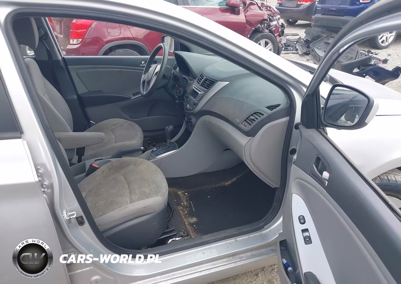 2015 Hyundai Accent Gls VIN:KMHCT4AE0FU906555 - 5