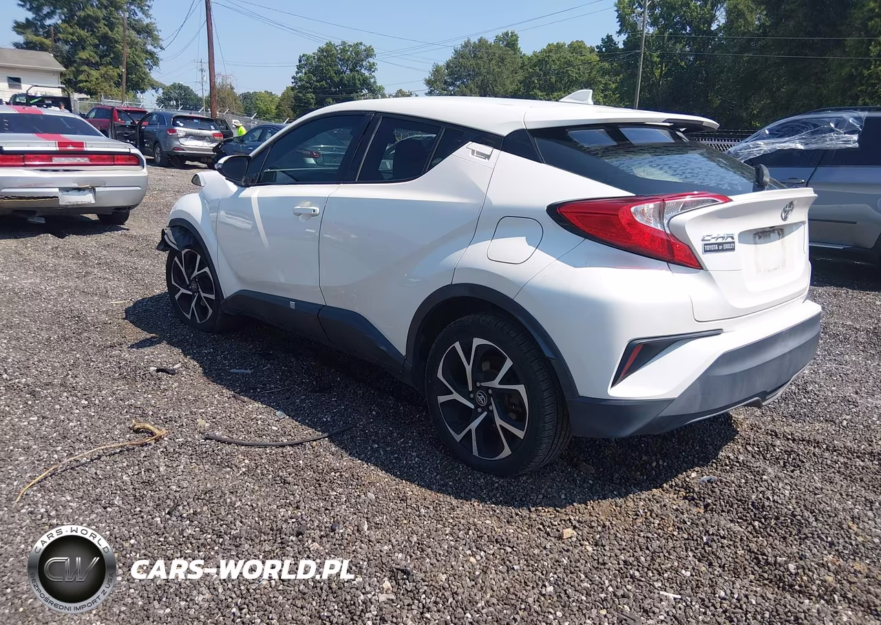 2018 Toyota C-Hr Xle VIN:NMTKHMBXXJR002063 - 3