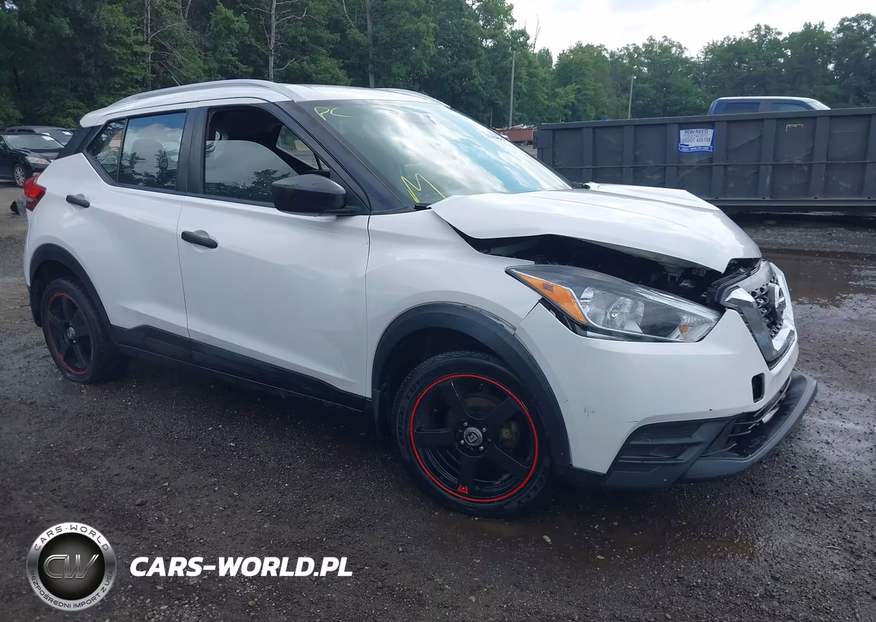 2018 Nissan Kicks S
