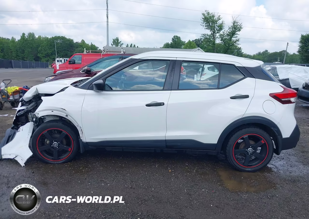 2018 Nissan Kicks S VIN:3N1CP5CU2JL502858 - 14