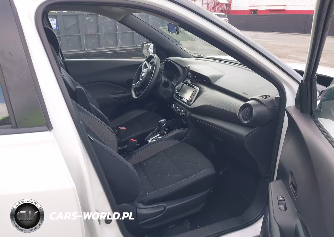 2018 Nissan Kicks S VIN:3N1CP5CU2JL502858 - 5