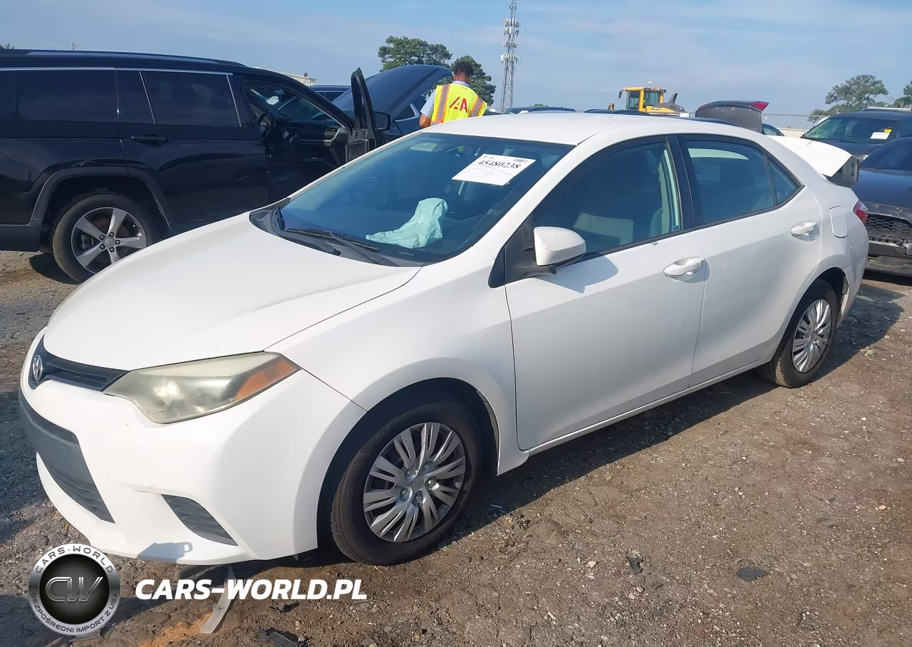 2015 Toyota Corolla L VIN:5YFBURHE5FP280823 - 2